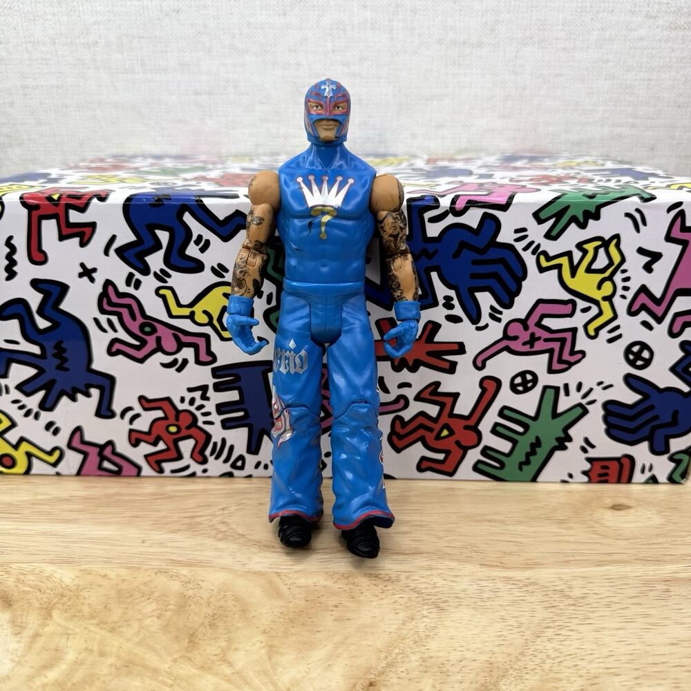 WWE Rey Mysterio Action Figure 2011 Mattel Signature Series Blue Wrestling Toy